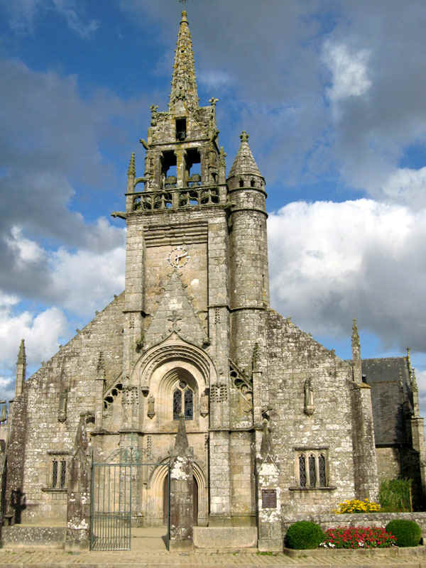 Guerlesquin : glise Saint Tnnan