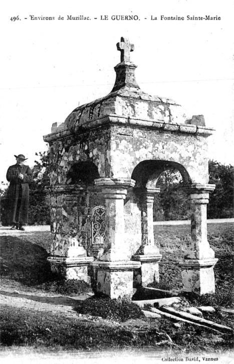 Fontaine Sainte Marie  Le Guerno (Bretagne).