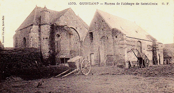 L'ancienne abbaye de Sainte-Croix de Guingamp (Bretagne).