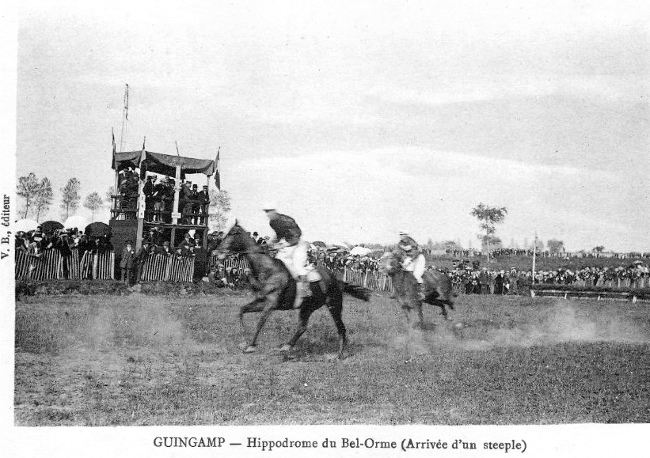 Course de chevaux  Guingamp (Bretagne).