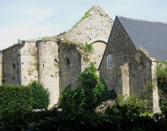 Guingamp : l'ancienne abbaye de Sainte-Croix (logis abbatial)