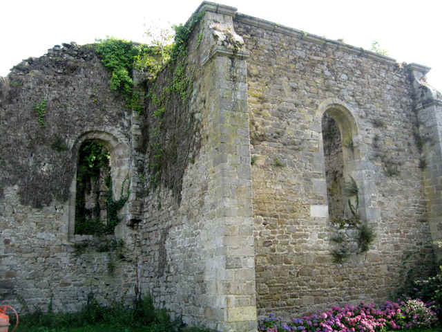 Guingamp : Abbaye de Sainte-Croix (l'glise abbatiale)
