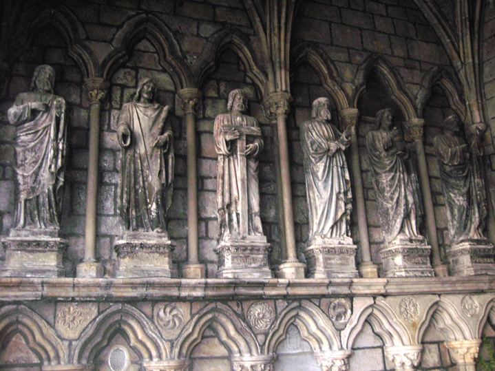 Guingamp : la basilique Notre-Dame de Bon-Secours (face Nord)