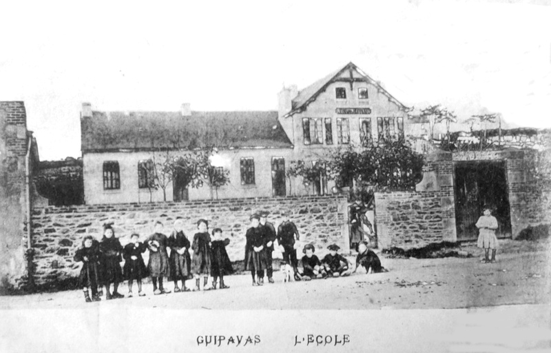 Ecole de Guipavas (Bretagne).