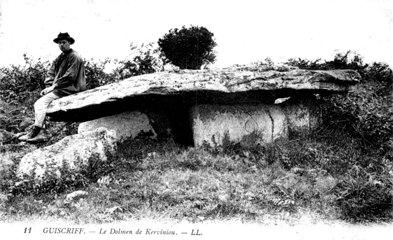 Dolmen de Guiscriff (Bretagne). 