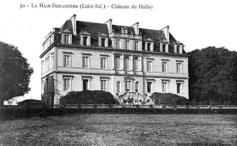 Château du Hallay à La Haie-Fouassière (anciennement en Bretagne).