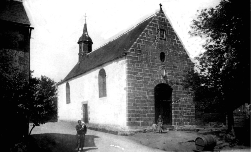 Chapelle de la Croix de Haut-Corlay (Bretagne).