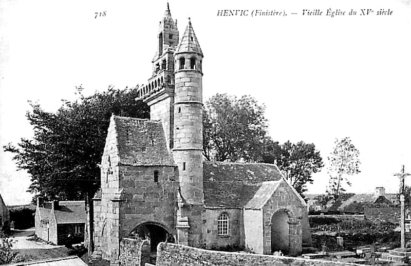 Ancienne église de Henvic (Bretagne).
