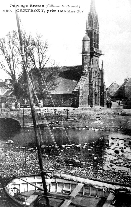 Eglise de l'Hpital-Camfrout (Bretagne).