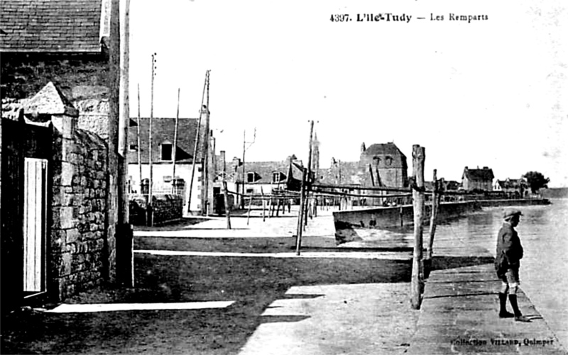 Ville de l'Ile-Tudy (Bretagne).