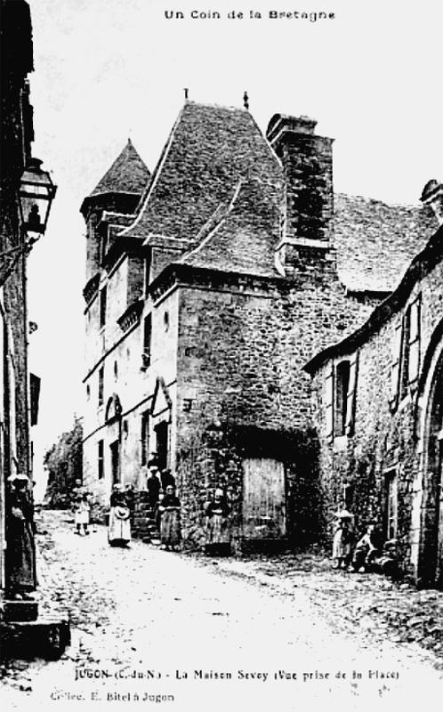 Ville de Jugon-les-lacs (Bretagne) : l'htel Sevoy.