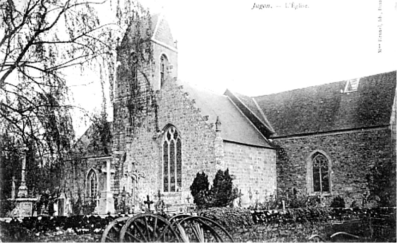 Eglise de Jugon-les-lacs (Bretagne).