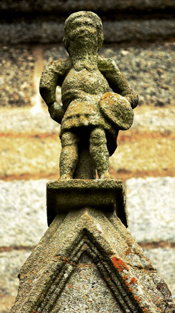 Eglise de Kergrist-Moelou (Bretagne)