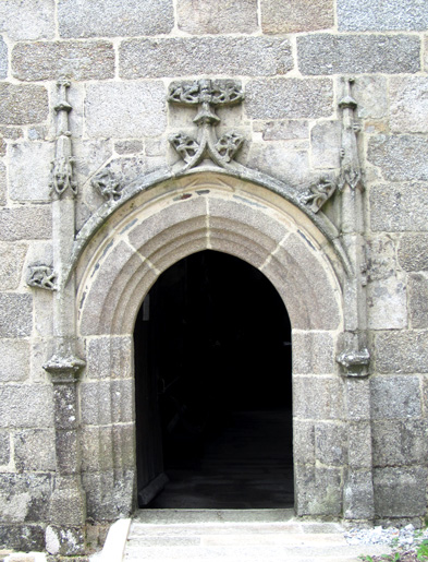 Eglise de Kergrist-Moelou (Bretagne)