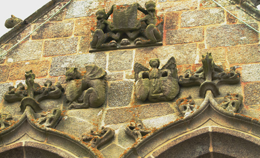 Eglise de Kergrist-Moelou (Bretagne)