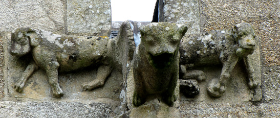 Eglise de Kergrist-Moelou (Bretagne)