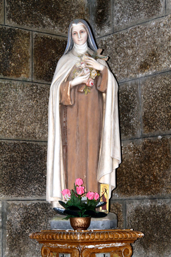 Statue de l'glise de Kergrist-Moelou (Bretagne)