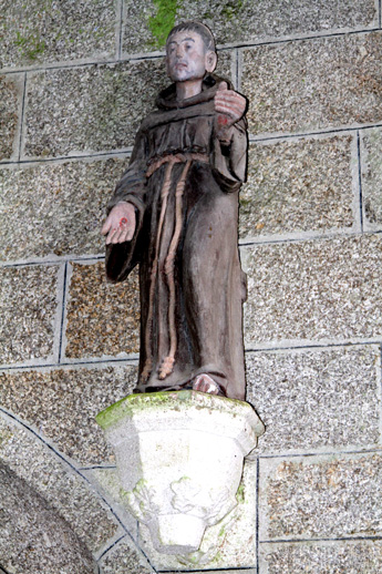 Statue de l'glise de Kergrist-Moelou (Bretagne)