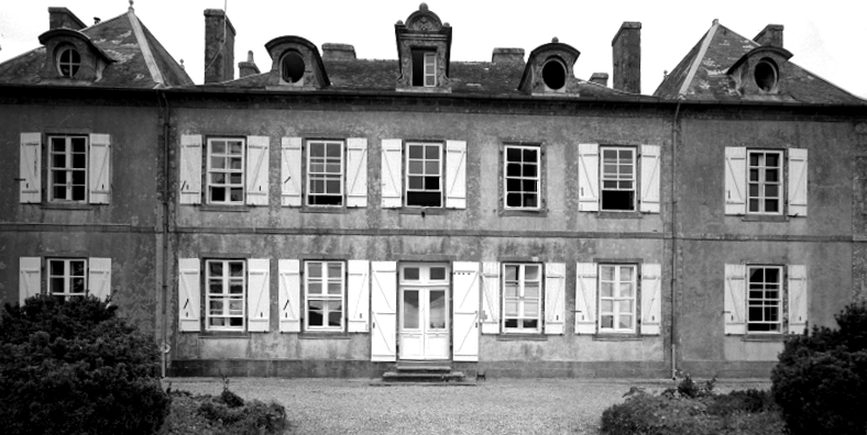 Manoir de Coz-Castel (Vieux-Châtel) à Kerlaz (Bretagne).
