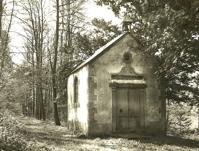 Ville de Landebaron (Bretagne) : la chapelle.