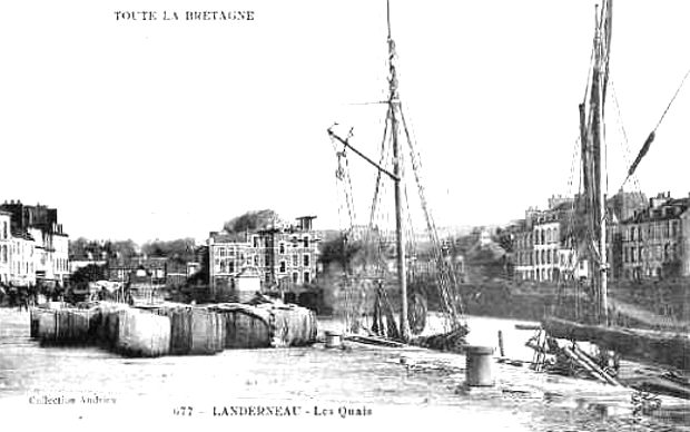 Les quais du port de Landerneau (Bretagne).