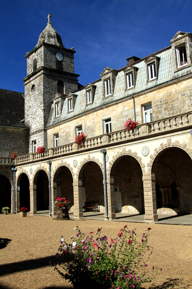 Abbaye de Langonnet : clotre