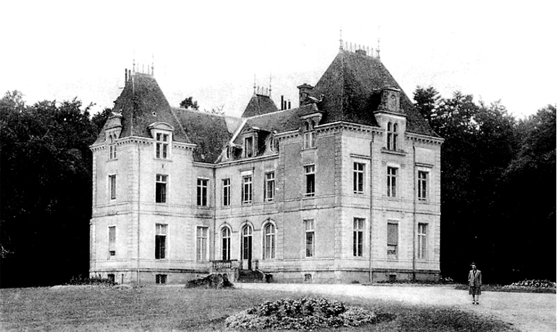 Château de Coëlan en Langourla (Bretagne).