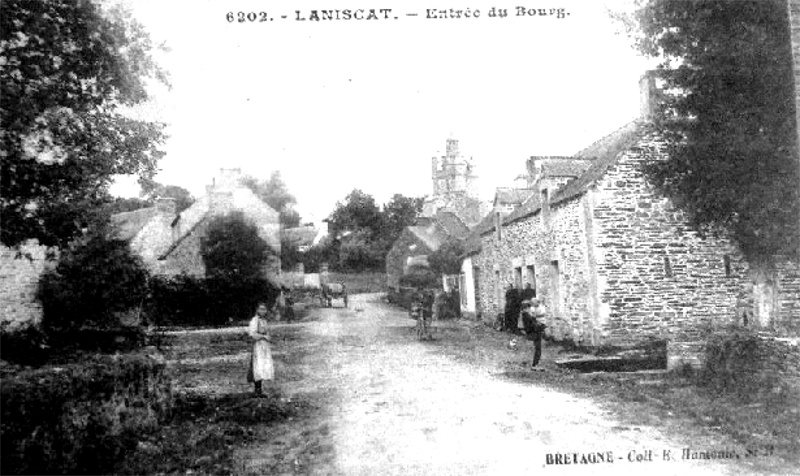 Le bourg de Laniscat (Bretagne).