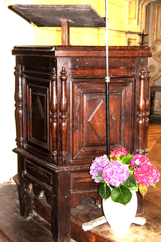 Meuble de l'glise Saint-Loup de Lanloup (Bretagne)