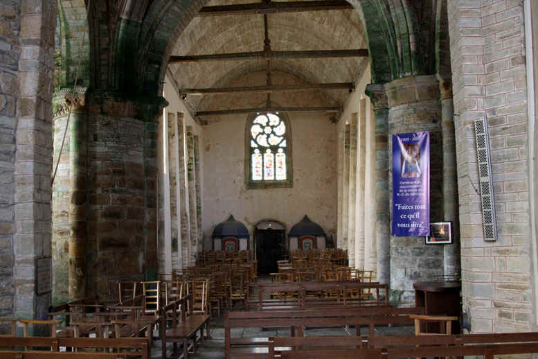 Lanmeur : chapelle de Kernitron