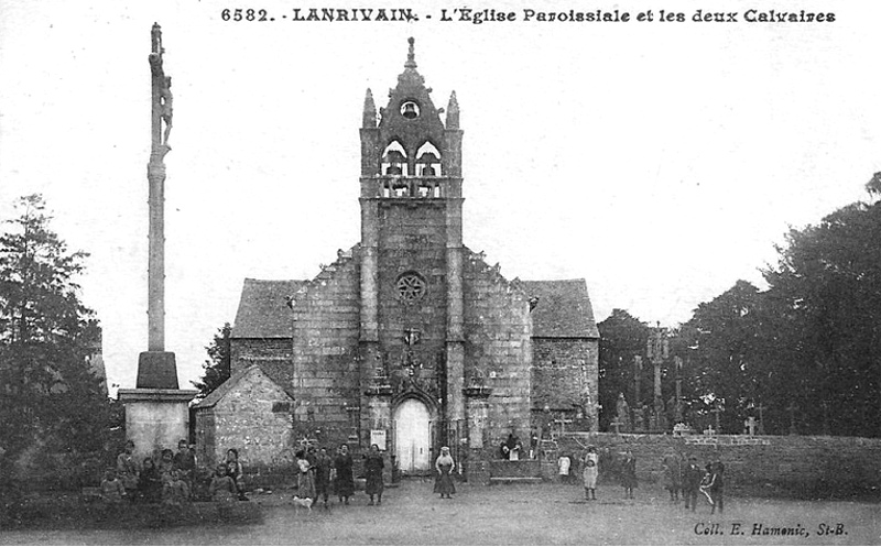 Eglise de Lanrivain (Bretagne).