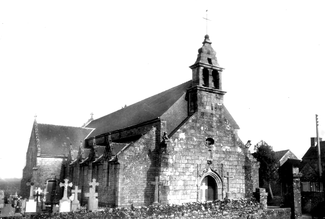 Eglise de Lanrodec (Bretagne).