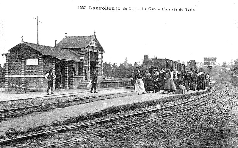 Gare de Lanvollon (Bretagne).