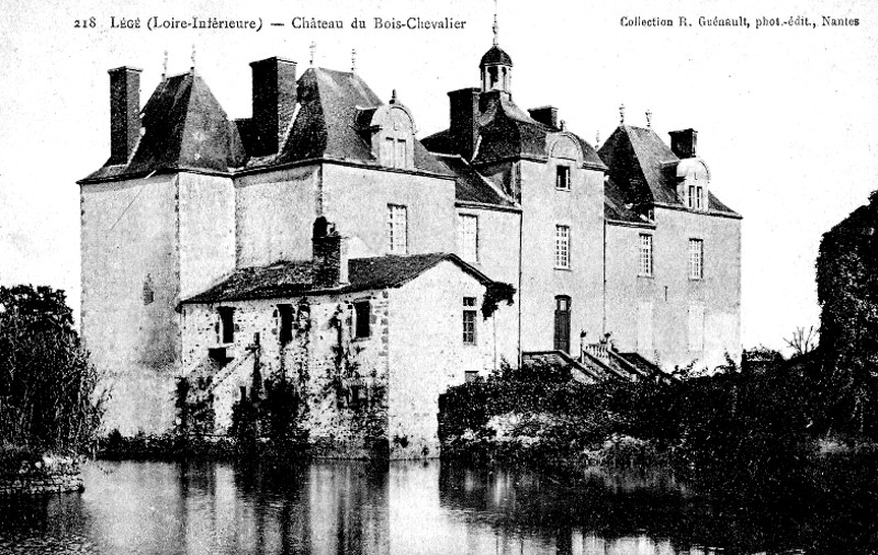 Legé : château du Bois-Chevalier.
