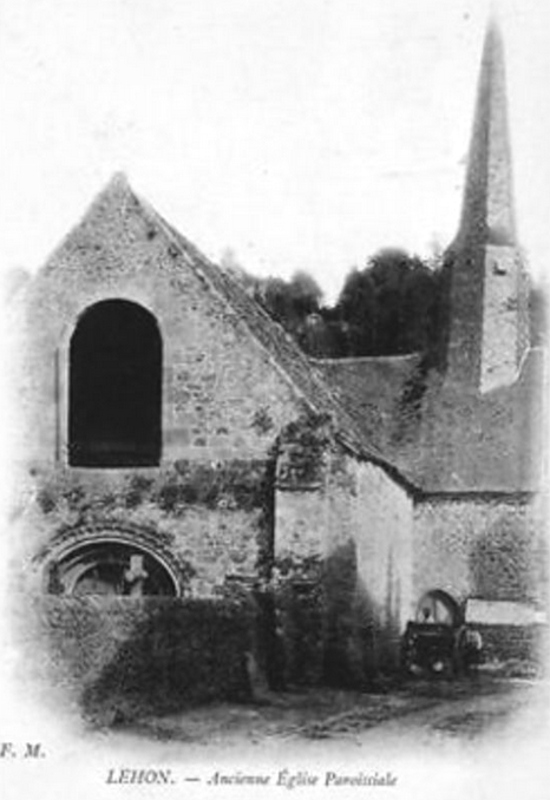Ancienne église de la ville de Léhon (Bretagne).