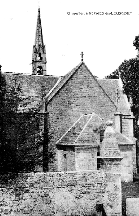  Lescouët-Gouarec (Bretagne) : la chapelle Notre-Dame de Carmez.