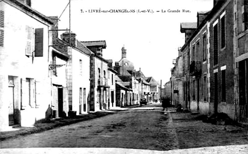 Ville de Livré-sur-Changeon (Bretagne).