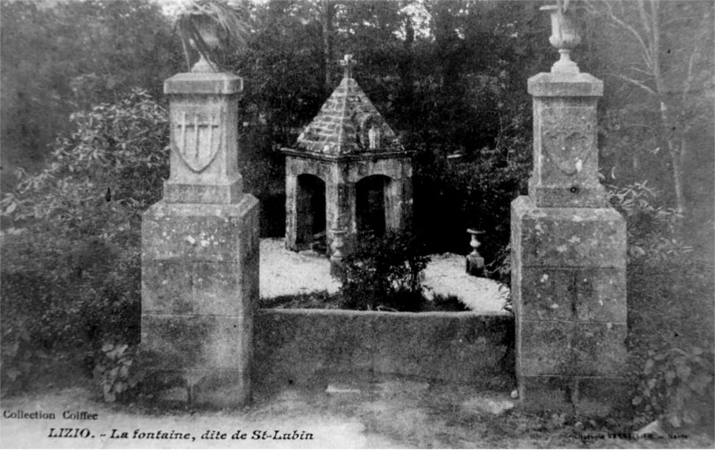 Fontaine de Lizio (Bretagne).