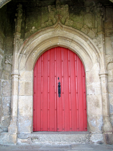 Eglise de Loc-Envel, en Bretagne