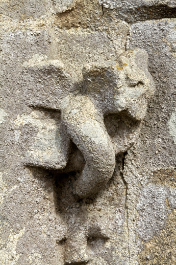 Gargouille de l'glise de Loc-Envel, en Bretagne