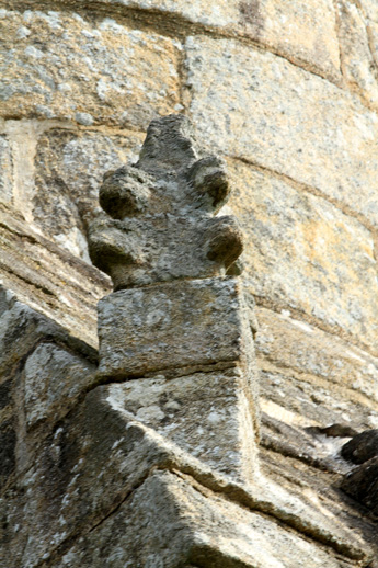 Gargouille de l'glise de Loc-Envel, en Bretagne