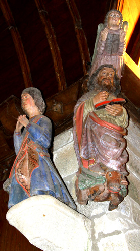 Statue de l'glise de Loc-Envel, en Bretagne