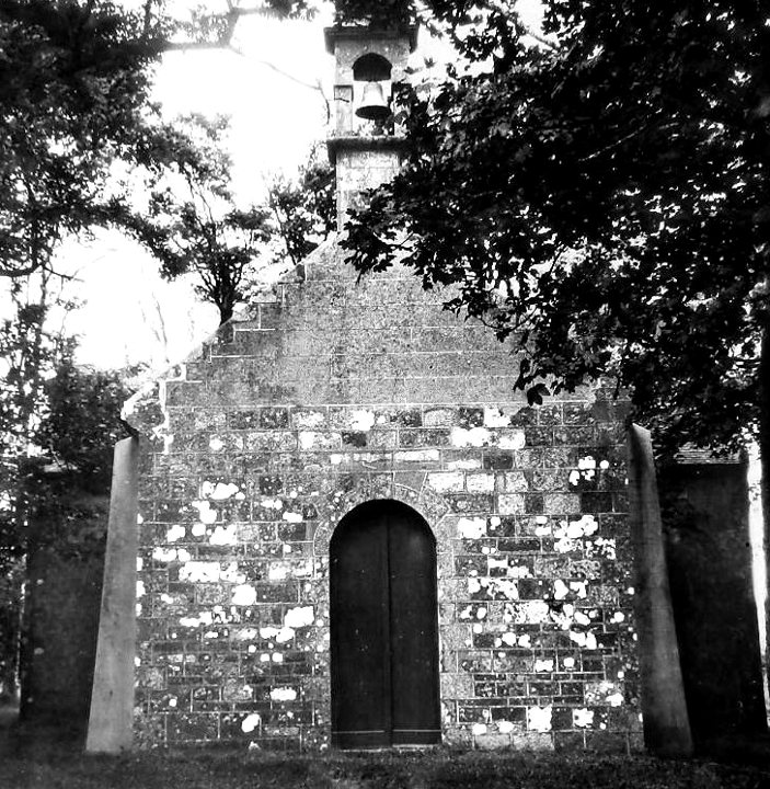 Chapelle de Locmaria-Plouzan (Bretagne).