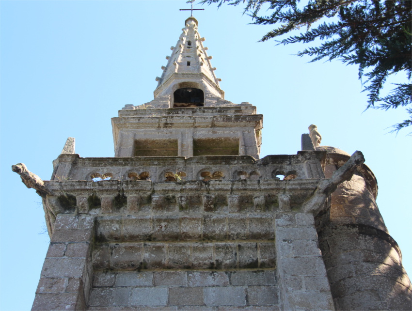 Clocher de l'glise de Locquirec (Bretagne).