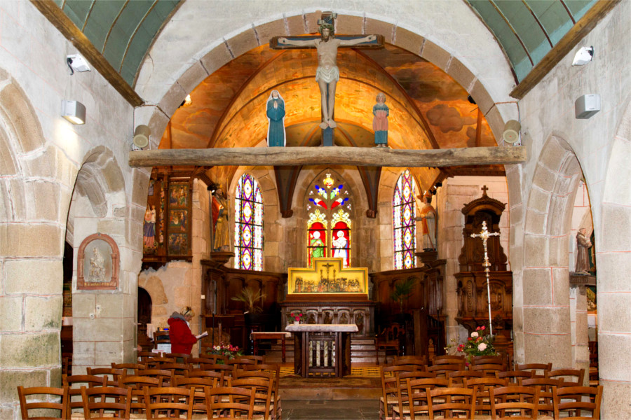 L'intrieur de l'glise de Locquirec (Bretagne).