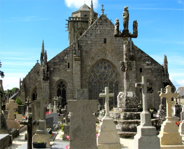 Eglise Saint-Ronan de Locronan (Bretagne).