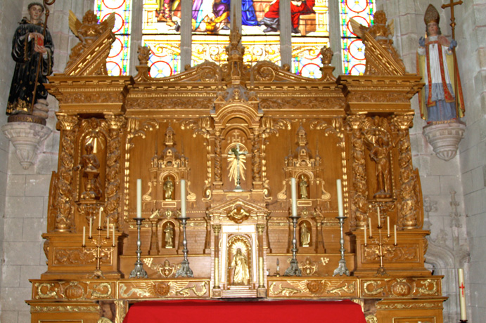Matre-autel de l'glise Saint-Emilion de Loguivy-Plougras (Bretagne)