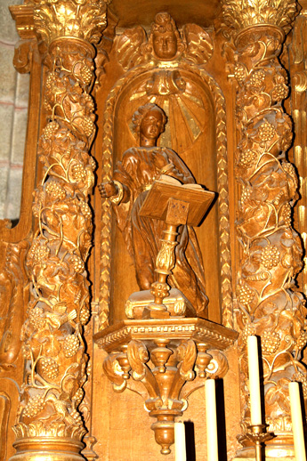 Matre-autel de l'glise Saint-Emilion de Loguivy-Plougras (Bretagne)