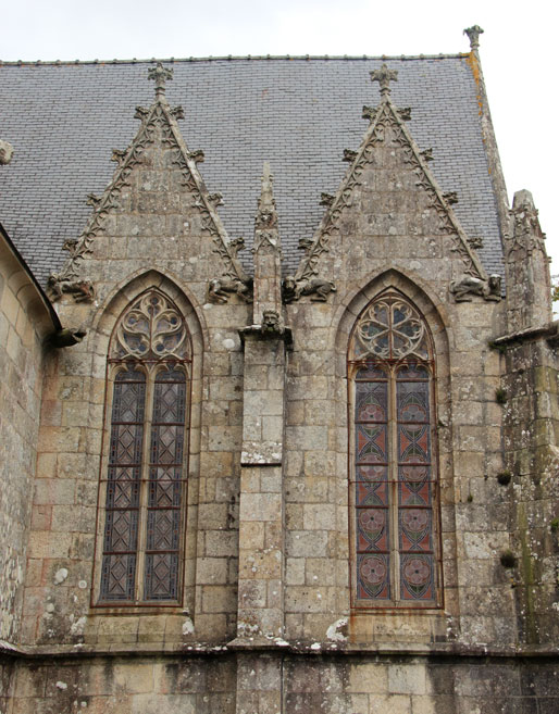 L'ancienne glise Saint-Ivy de Loguivy-Plougras (Bretagne)