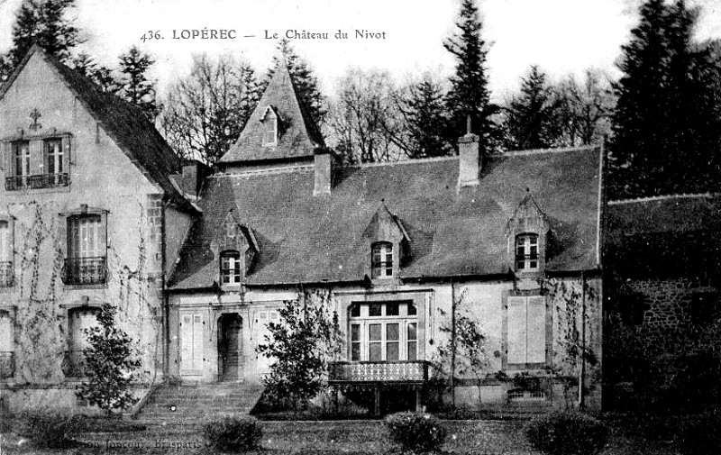 Château du Nivot à Lopérec (Bretagne).